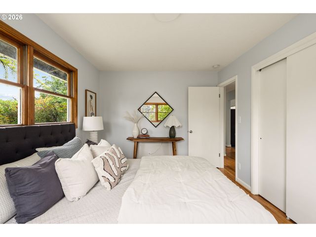 1100 Se 114TH Pl, Portland, OR 97216