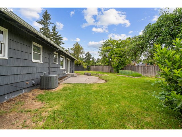 1100 Se 114TH Pl, Portland, OR 97216