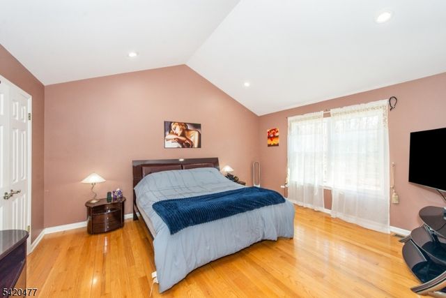 10 Gannet Ct, Wayne Twp., NJ 07470