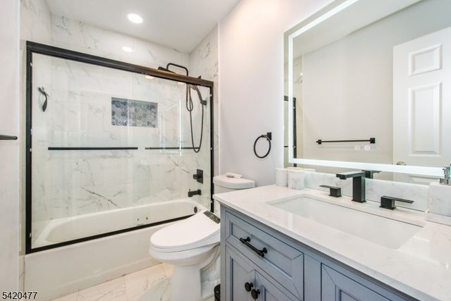 10 Gannet Ct, Wayne Twp., NJ 07470