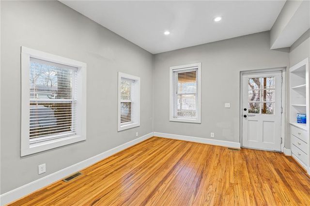 4140 Wyoming Street, Kansas City, MO 64111