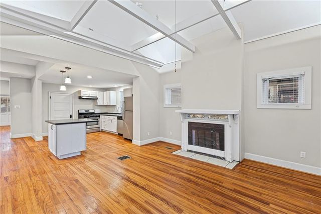 4140 Wyoming Street, Kansas City, MO 64111