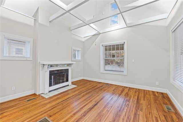 4140 Wyoming Street, Kansas City, MO 64111