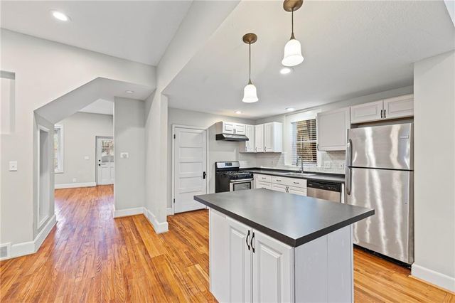 4140 Wyoming Street, Kansas City, MO 64111