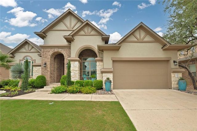 205 Lake Como DR, Lakeway, TX 78734