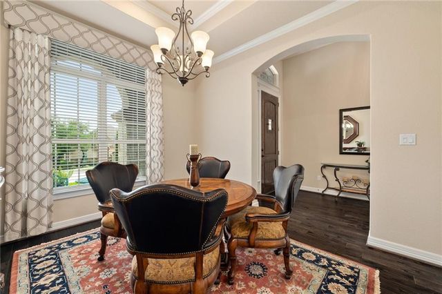 205 Lake Como DR, Lakeway, TX 78734