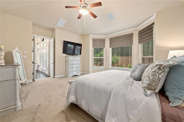 205 Lake Como DR, Lakeway, TX 78734