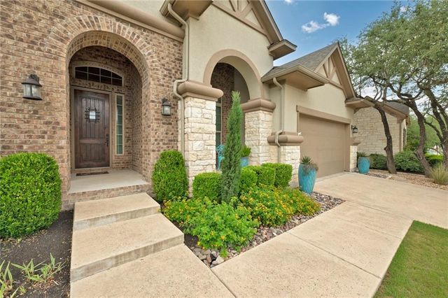 205 Lake Como DR, Lakeway, TX 78734