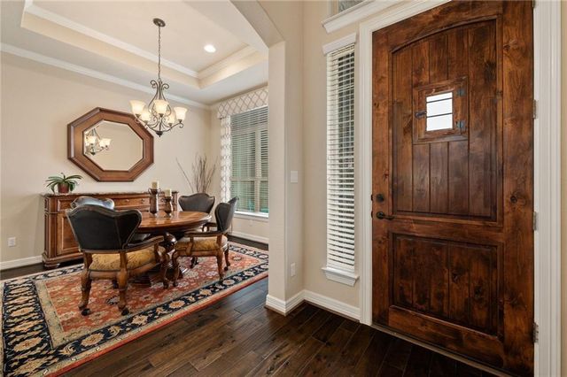 205 Lake Como DR, Lakeway, TX 78734