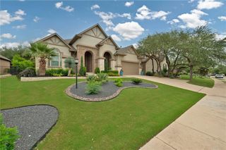 205 Lake Como DR, Lakeway, TX 78734