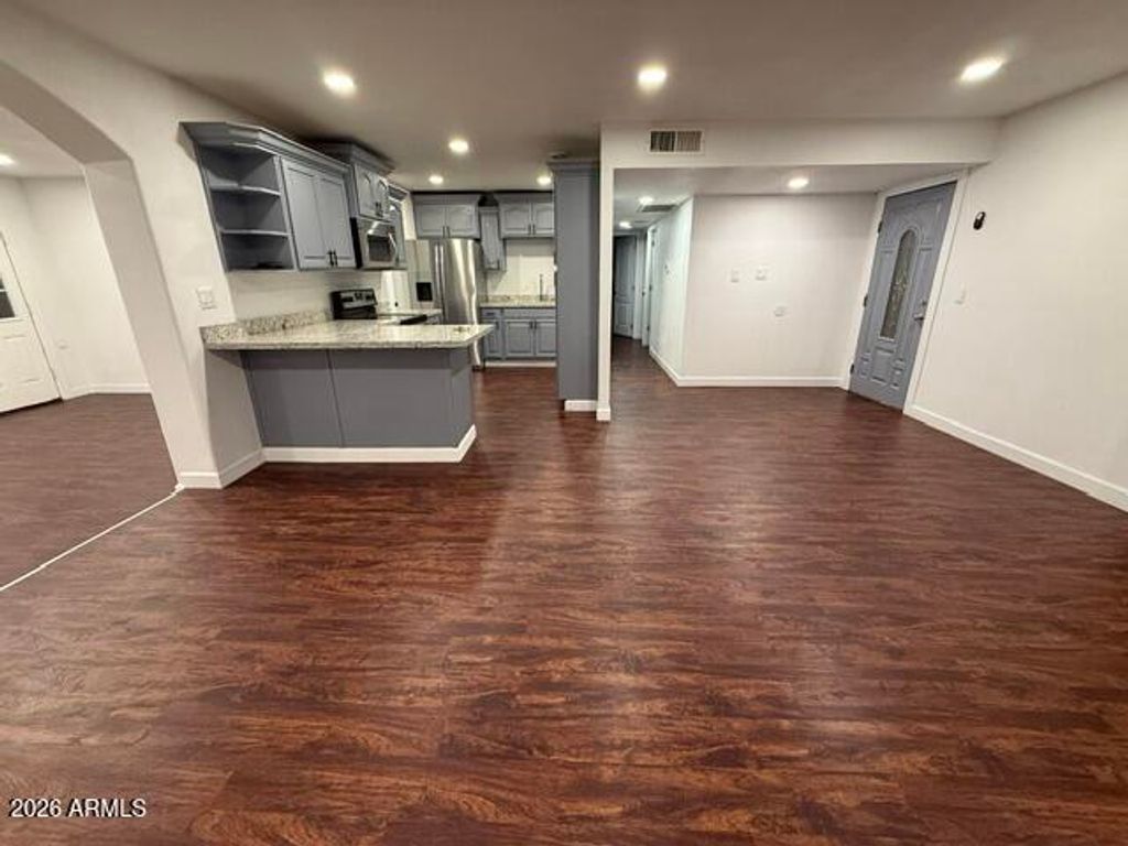 5302 W WINDSOR Avenue, Phoenix, AZ 85035 — photo 3