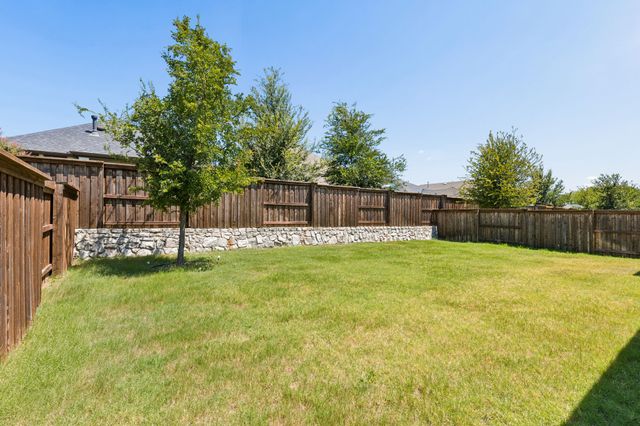 1616 Mcdougall Creek, Van Alstyne, TX 75495