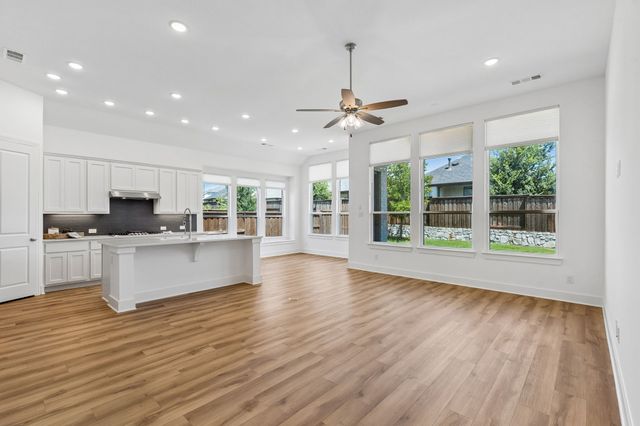 1616 Mcdougall Creek, Van Alstyne, TX 75495
