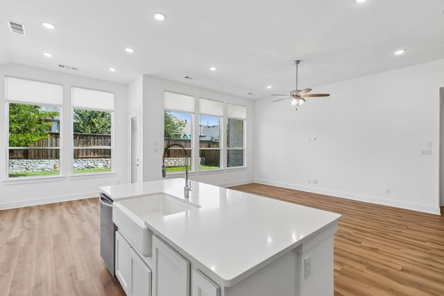 1616 Mcdougall Creek, Van Alstyne, TX 75495
