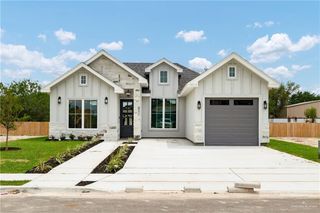 1922 W Olympia Avenue, Alton, TX 78573