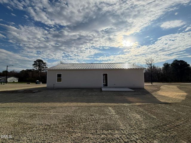 129 Jacobs Ridge Drive, Four Oaks, NC 27524