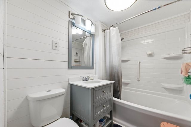 908 N Denver St, El Dorado, KS 67042