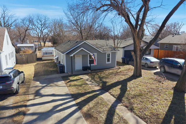 908 N Denver St, El Dorado, KS 67042