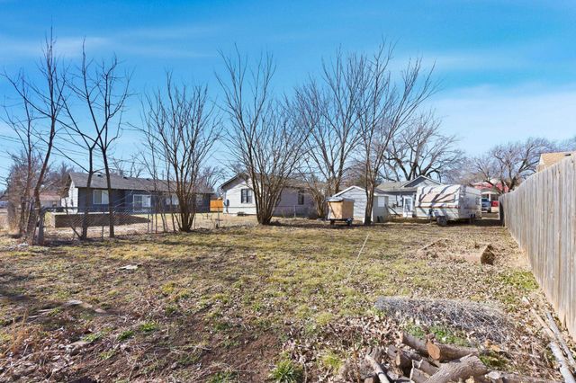 908 N Denver St, El Dorado, KS 67042