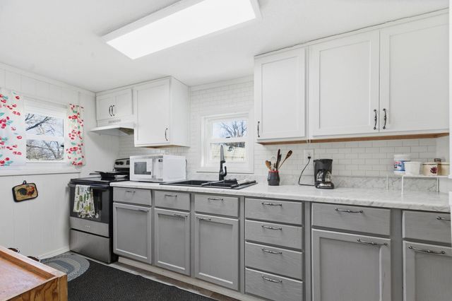 908 N Denver St, El Dorado, KS 67042