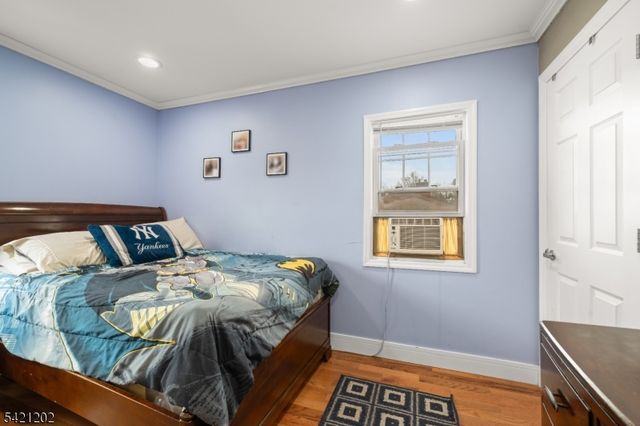 389 Colfax Ave, Clifton City, NJ 07013