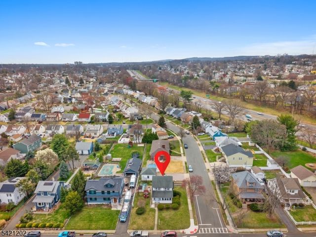 389 Colfax Ave, Clifton City, NJ 07013