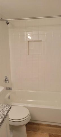 5625 Antoine Drive 1105, Houston, TX 77091