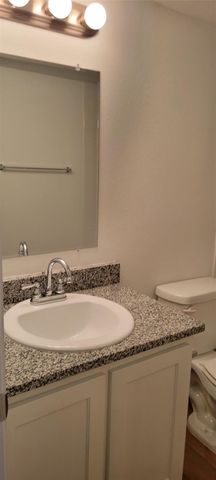 5625 Antoine Drive 1105, Houston, TX 77091