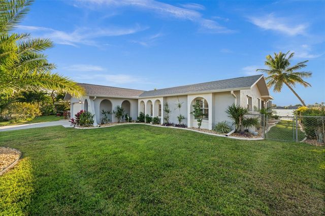 240 SE 20TH PLACE, Cape Coral, FL 33990