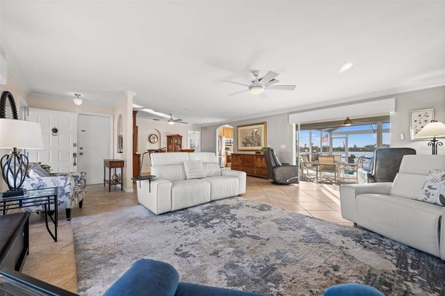 240 SE 20TH PLACE, Cape Coral, FL 33990