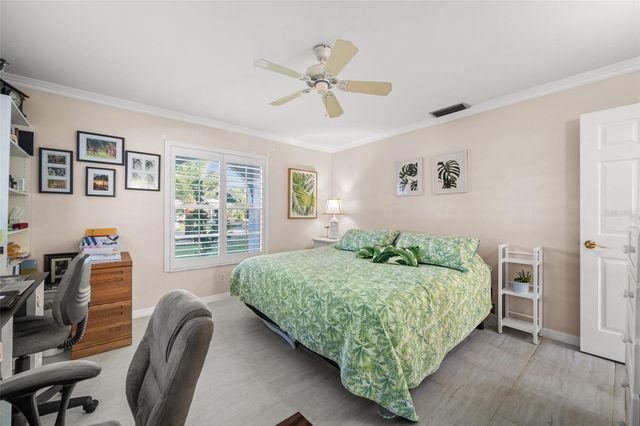 240 SE 20TH PLACE, Cape Coral, FL 33990