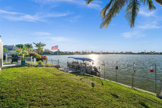 240 SE 20TH PLACE, Cape Coral, FL 33990