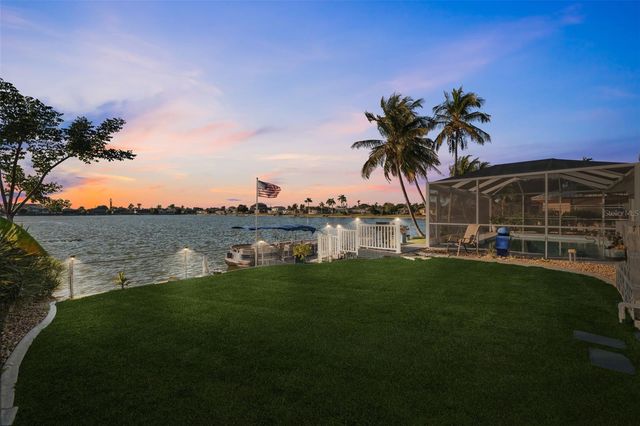 240 SE 20TH PLACE, Cape Coral, FL 33990