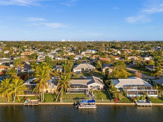 240 SE 20TH PLACE, Cape Coral, FL 33990