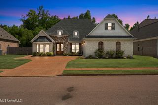 5189 Watson Place Lane, Nesbit, MS 38651