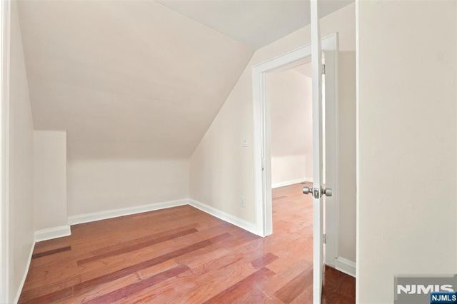 359-361 18th Street, Newark, NJ 07103