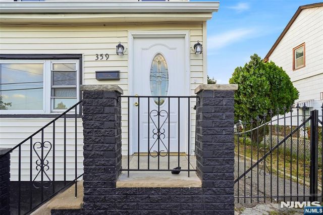 359-361 18th Street, Newark, NJ 07103