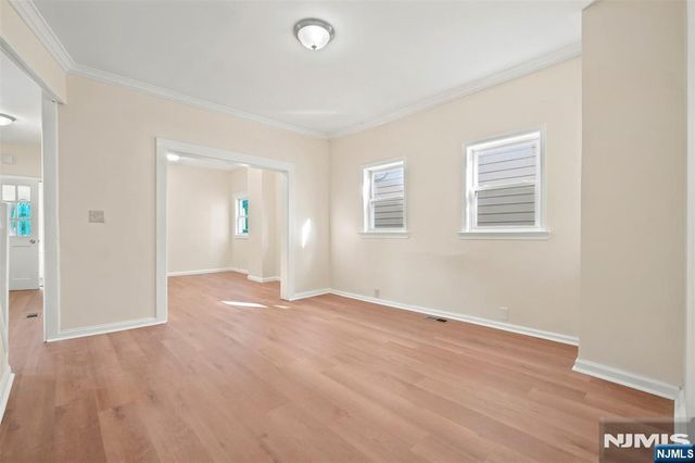 359-361 18th Street, Newark, NJ 07103