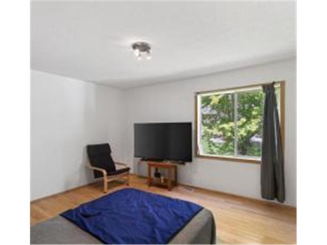 4008 Pennsylvania Avenue, Eagan, MN 55123