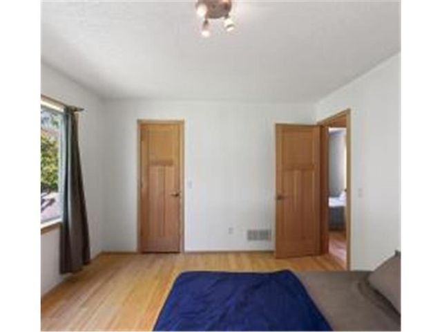 4008 Pennsylvania Avenue, Eagan, MN 55123