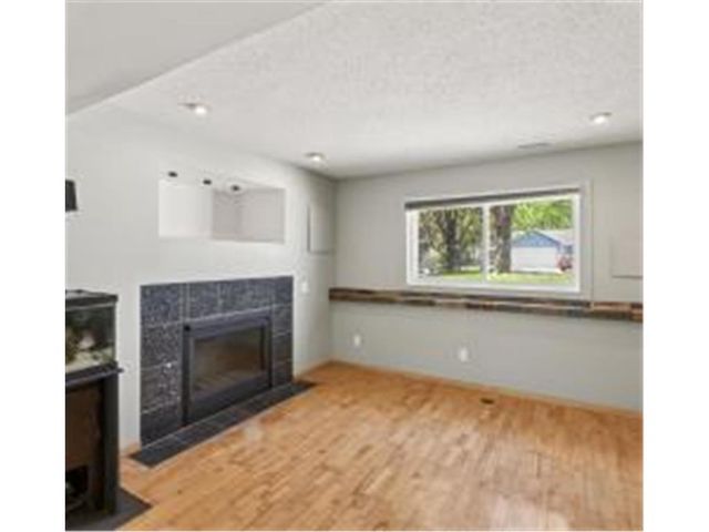 4008 Pennsylvania Avenue, Eagan, MN 55123