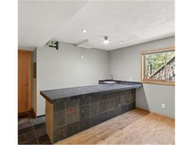 4008 Pennsylvania Avenue, Eagan, MN 55123