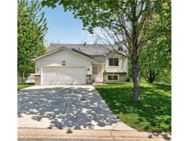 4008 Pennsylvania Avenue, Eagan, MN 55123