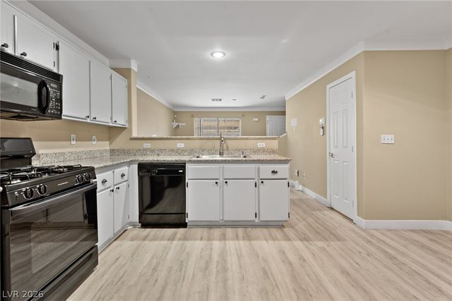 2205 Sleepy Court, Las Vegas, NV 89106