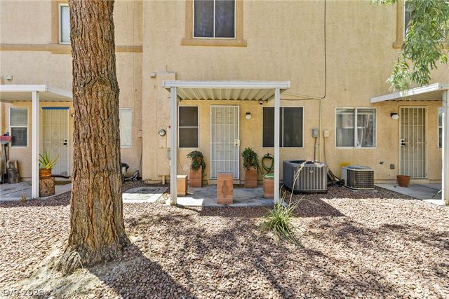 2205 Sleepy Court, Las Vegas, NV 89106