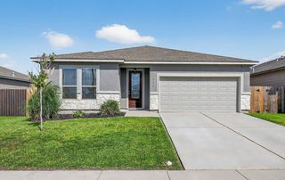 2113 Crystal Bay Dr, Corpus Christi, TX 78414
