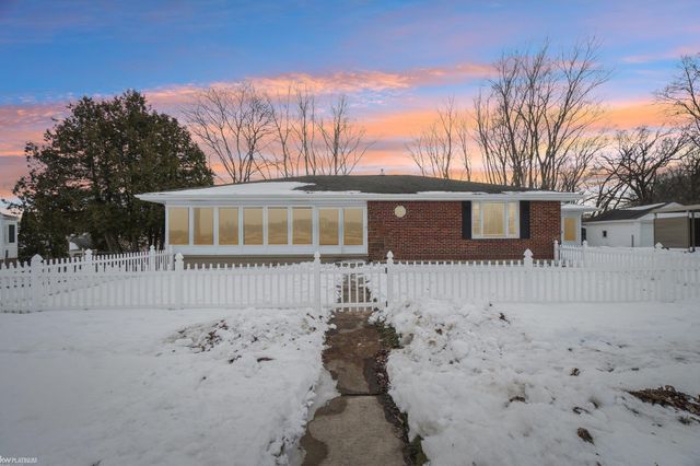 2335 Water Street, Port Huron Twp, MI 48060