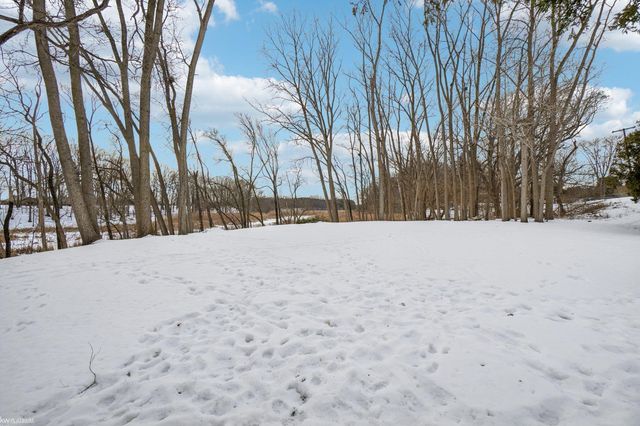 2335 Water Street, Port Huron Twp, MI 48060