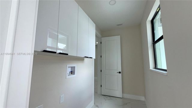 2102 E 13th St, Lehigh Acres, FL 33972