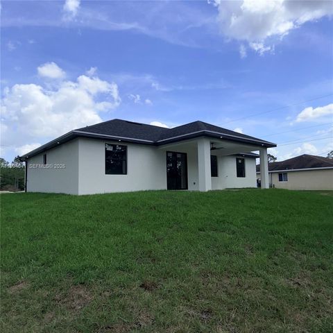 2102 E 13th St, Lehigh Acres, FL 33972